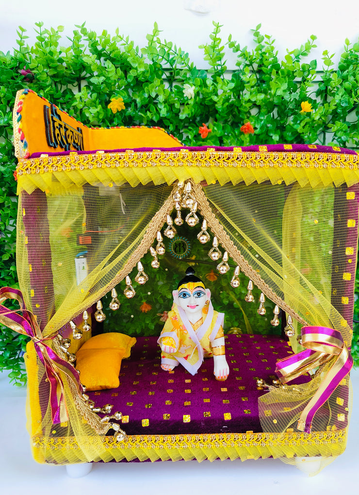light and fan wooden singhasan cum bed for laddu gopal ji - 0 to 8 No.(RANDOM COLOUR & PRINT)